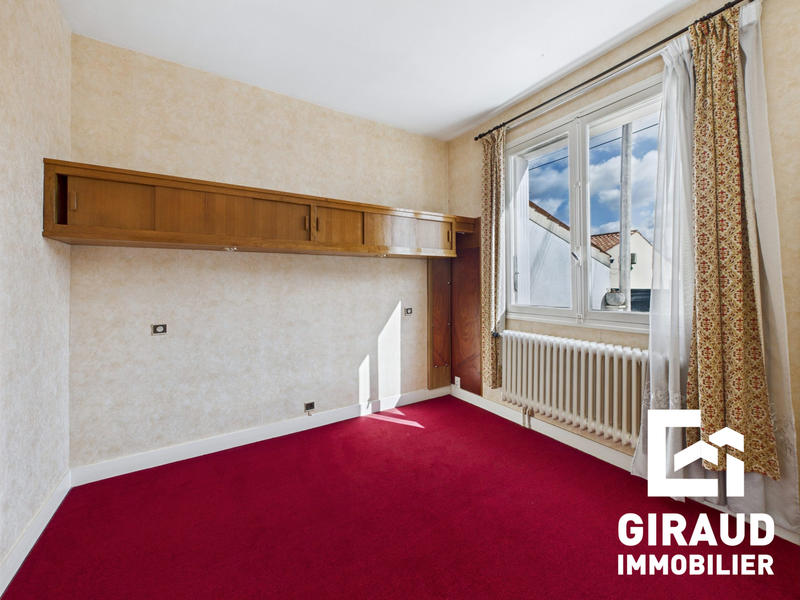 Maison traditionnelle - 120 m² - 6 pièces