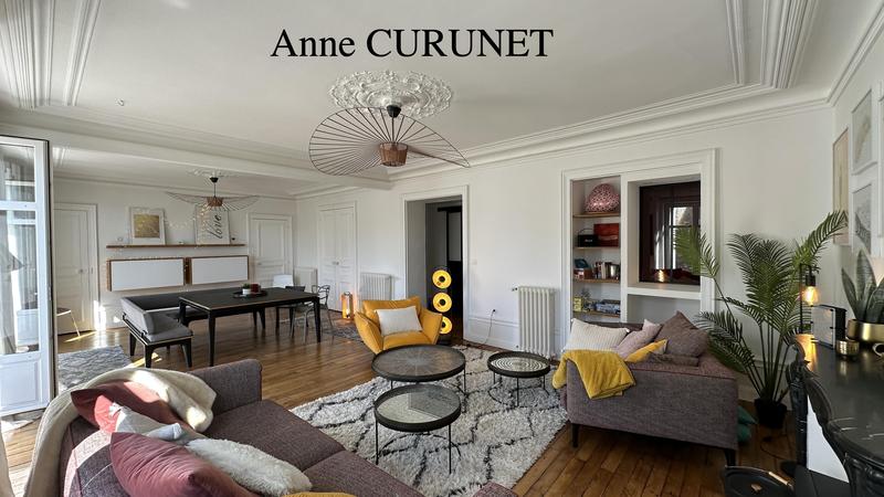 Appartement - 147 m² - 5 pièces