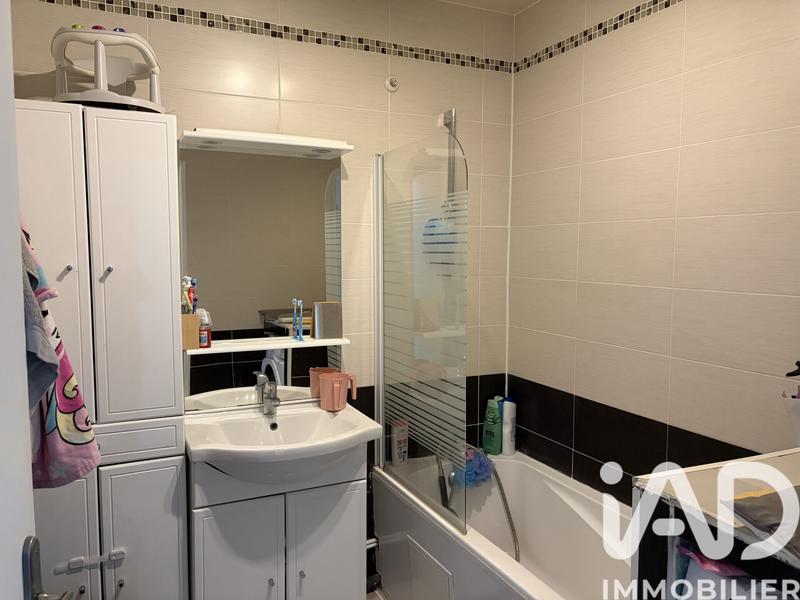 Appartement - 90 m² - 5 pièces