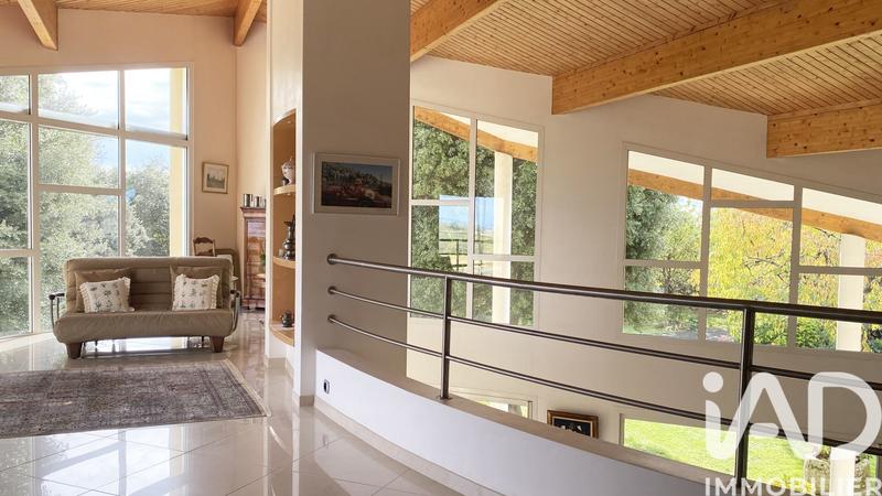 Maison de maîtres - 311 m² - 7 pièces
