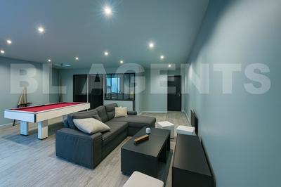 Maison - 190 m² - 6 pièces