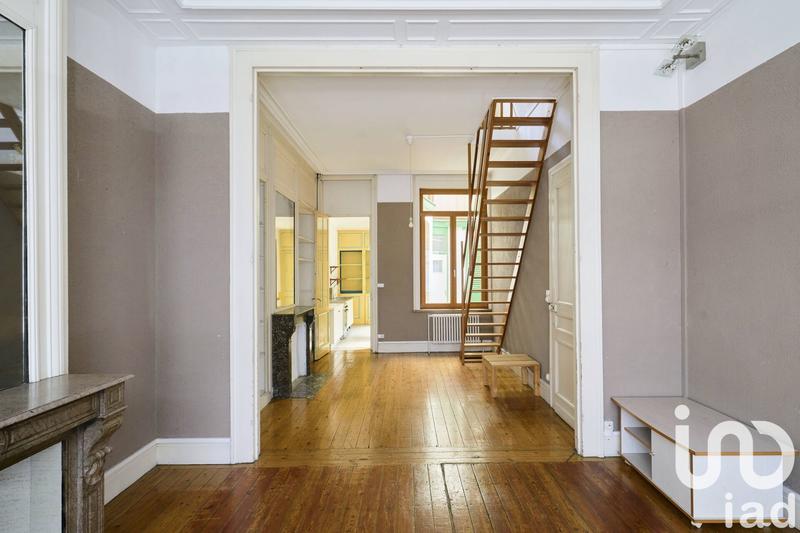 Maison de ville - 190 m² - 6 pièces