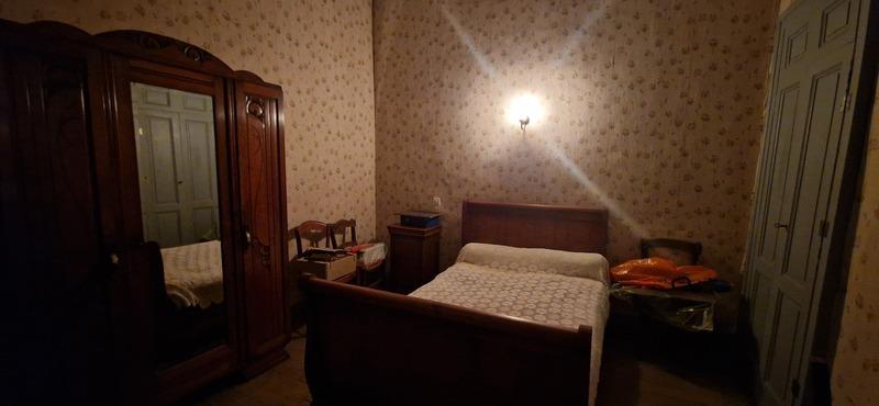 Maison - 200 m² - 6 pièces