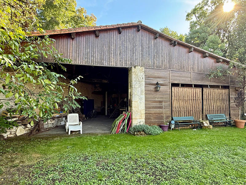 Maison - 197 m² - 7 pièces