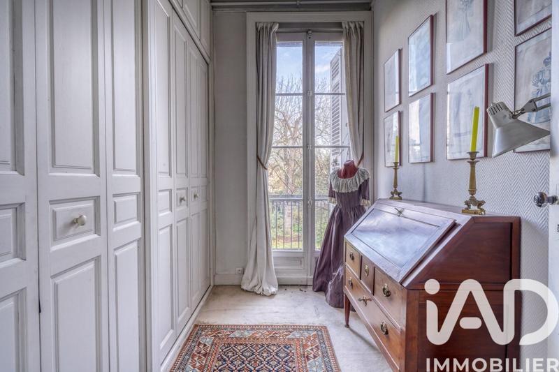 Maison - 430 m² - 13 pièces