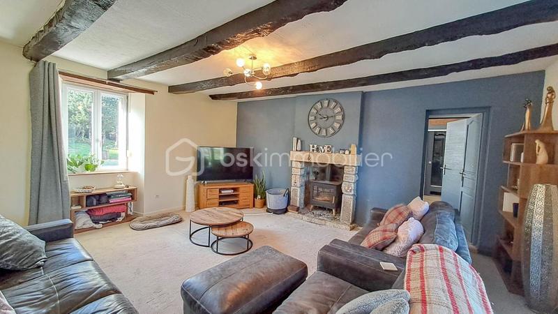 Propriété - 354 m² - 14 pièces