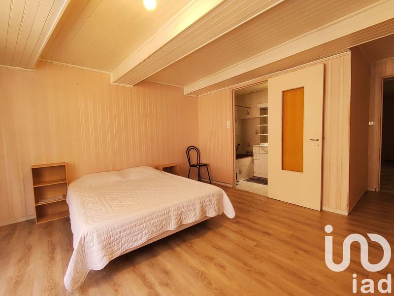 Maison de village - 300 m² - 8 pièces