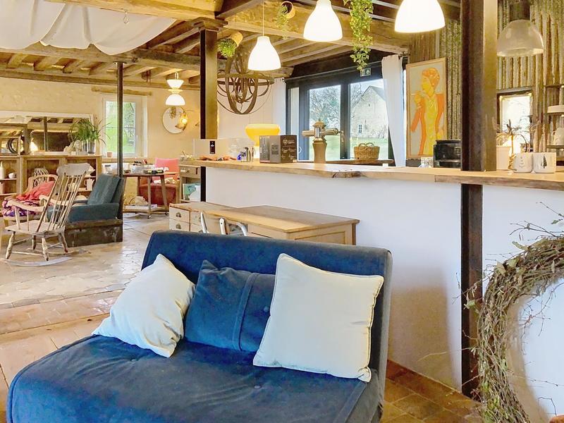 Maison - 450 m² - 10 pièces