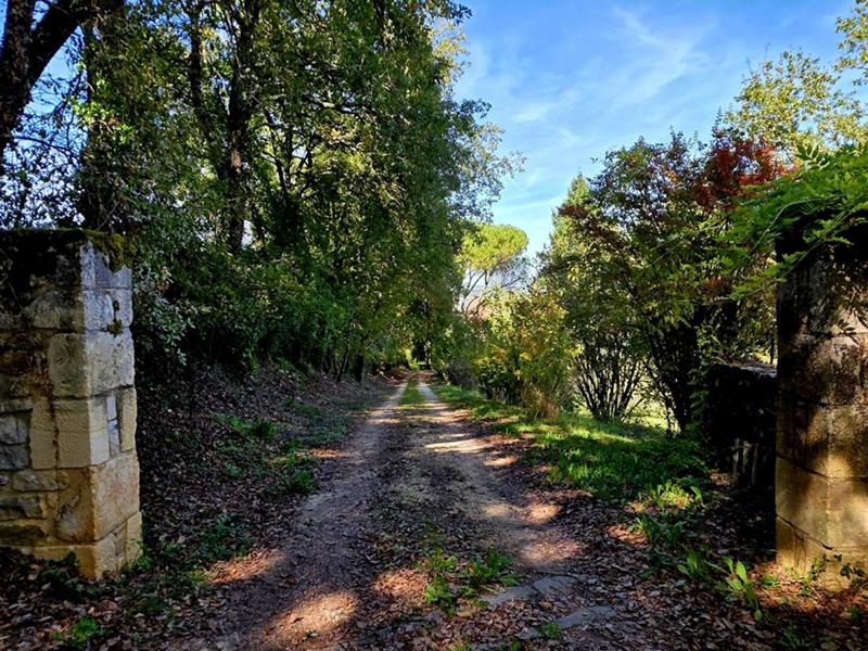 Maison - 235 m² - 4 pièces