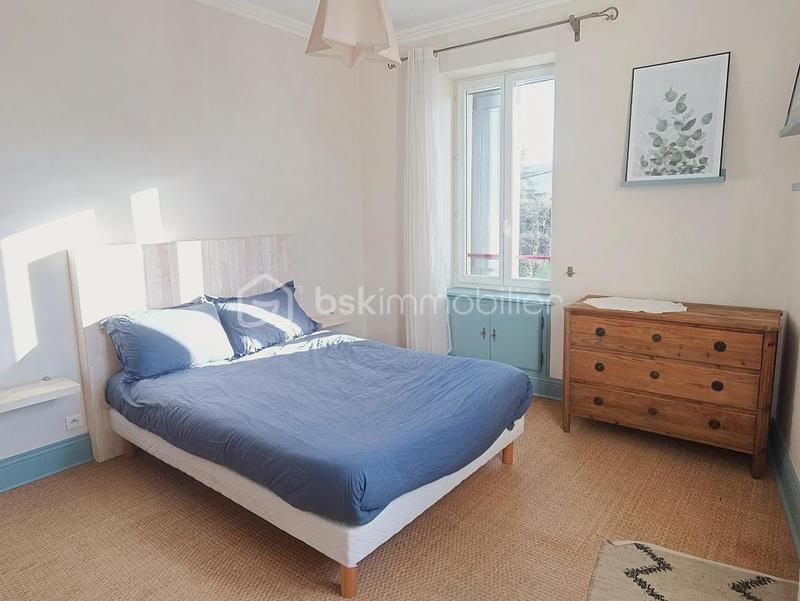 Maison de ville - 276 m² - 11 pièces