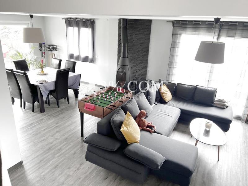 Maison - 110 m² - 6 pièces