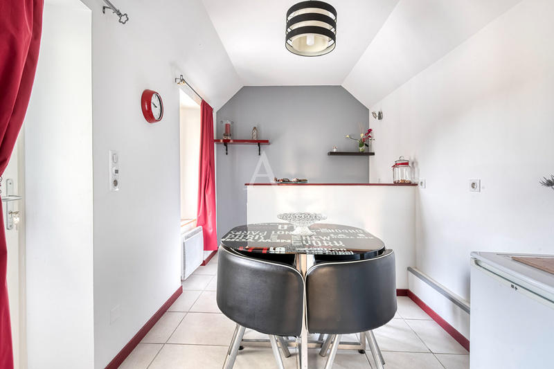 Maison - 175 m² - 8 pièces