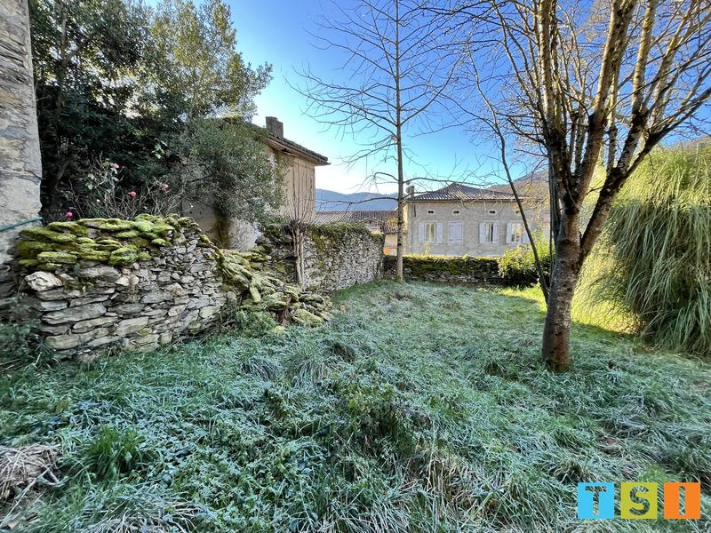 Maison - 184 m² - 6 pièces