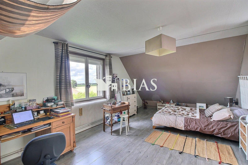 Maison - 159 m² - 6 pièces