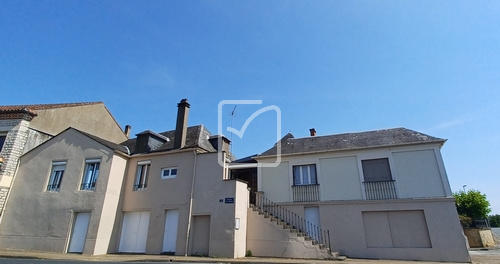 Maison - 95 m² - 8 pièces