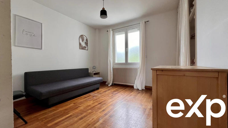 Maison - 137 m² - 6 pièces