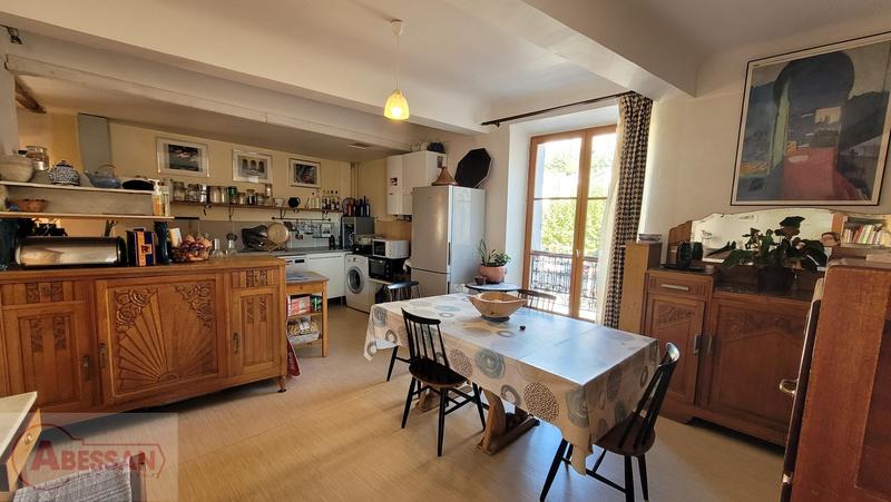 Maison - 200 m² - 7 pièces