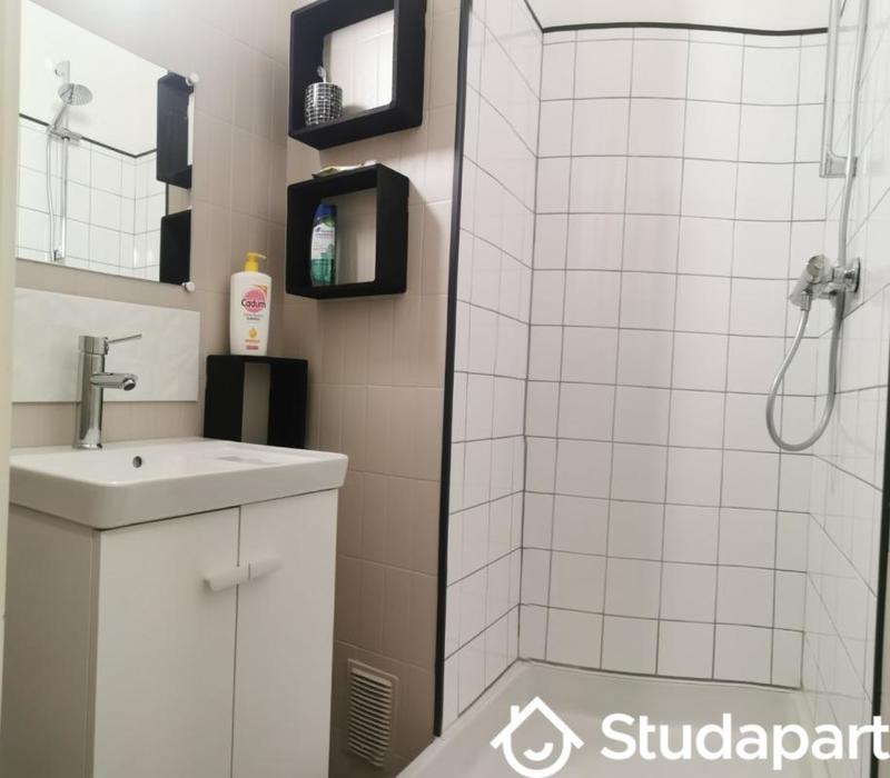 Chambre - 16 m² - 1 pièce