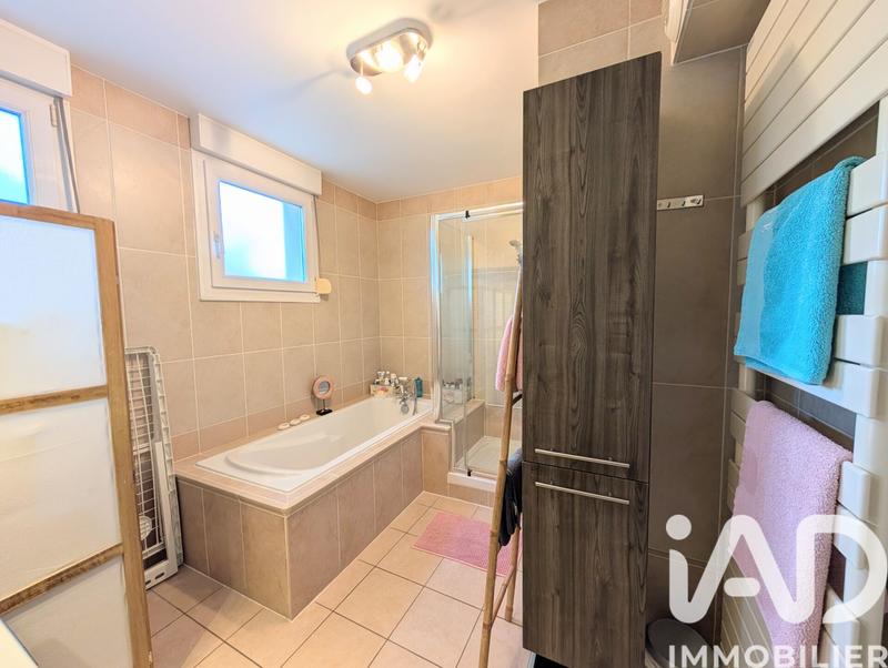 Appartement - 92 m² - 4 pièces