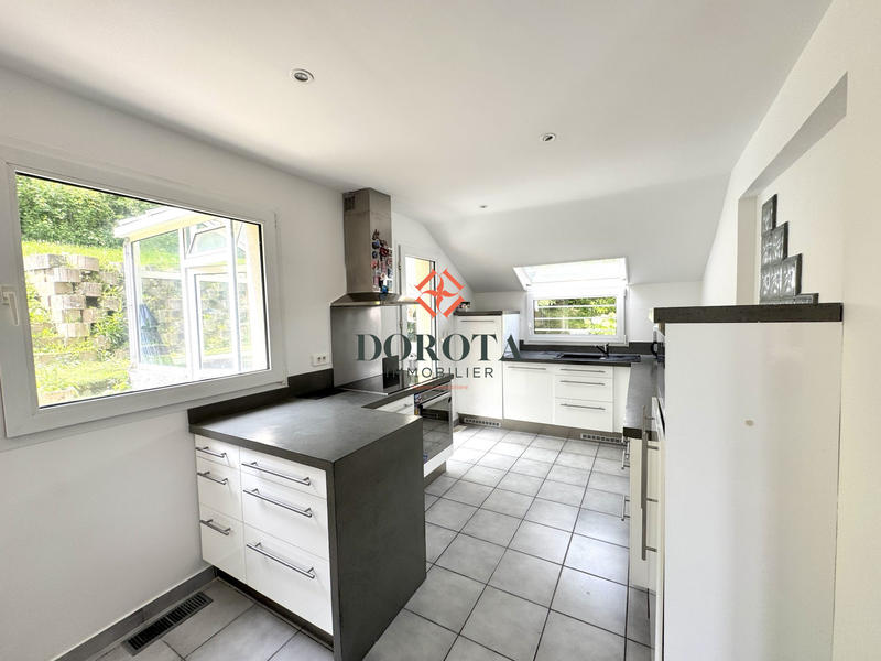 Villa - 189 m² - 6 pièces