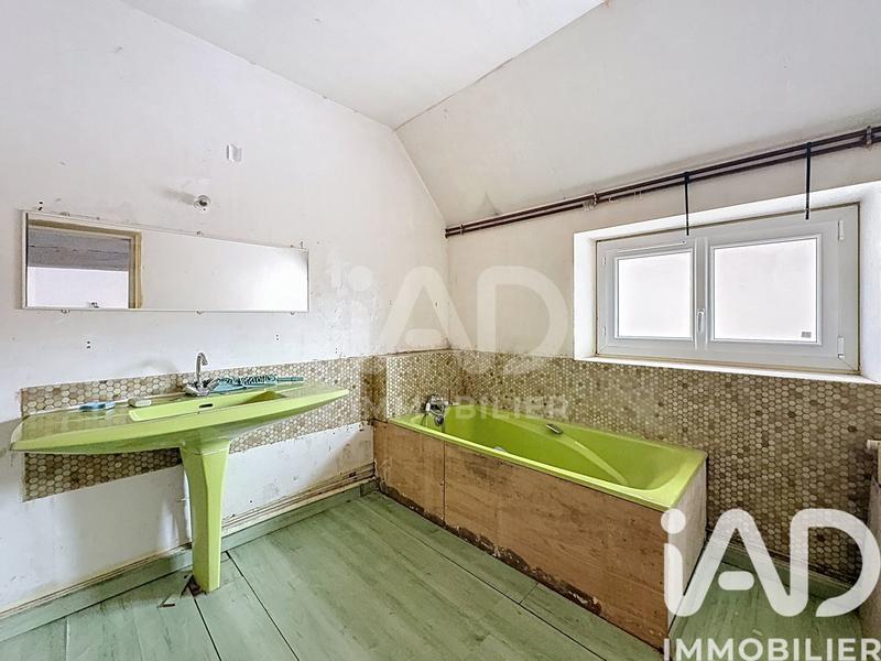 Maison - 258 m² - 7 pièces