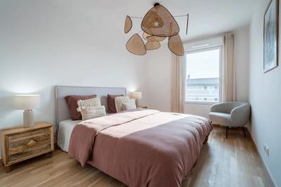 Appartement - 80 m² - 3 pièces