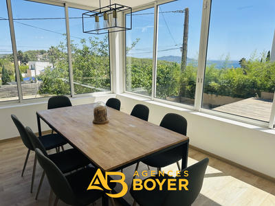 Appartement - 94 m² - 4 pièces