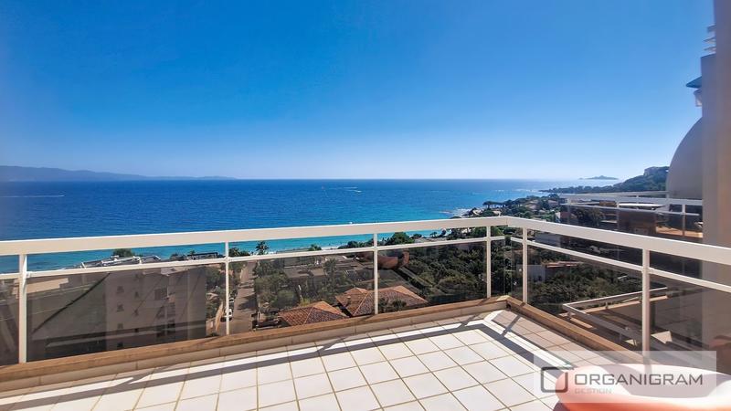 Duplex - 155 m² - 4 pièces