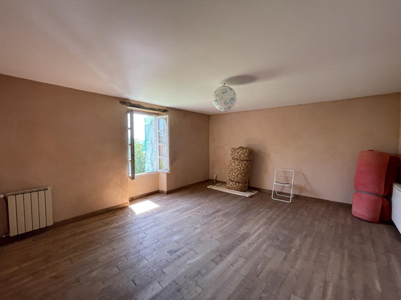 Maison - 280 m² - 14 pièces