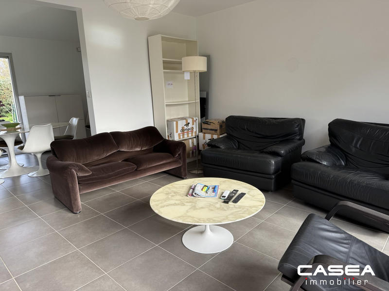 Maison - 147 m² - 8 pièces