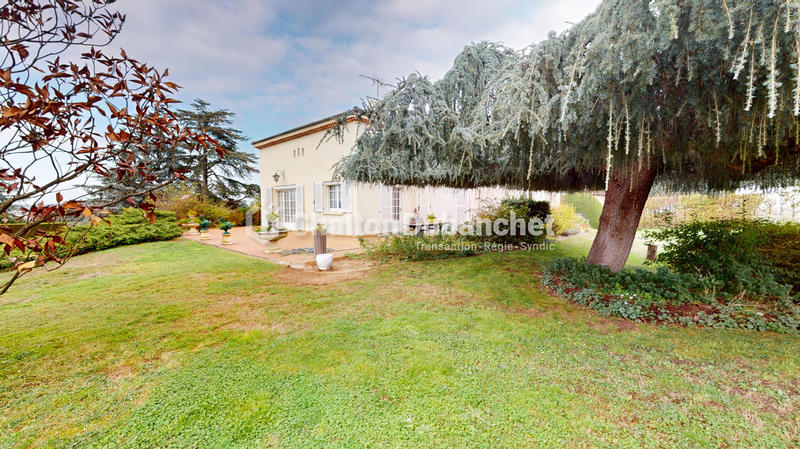 Maison - 160 m² - 5 pièces
