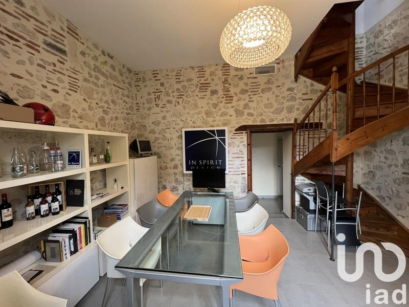 Maison - 713 m² - 16 pièces