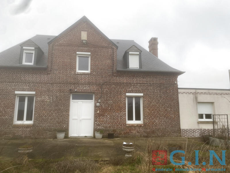 Maison - 99 m² - 6 pièces