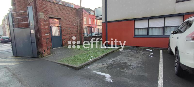 Immeuble - 141 m² - 6 pièces