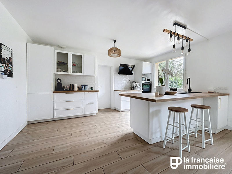 Maison - 123 m² - 6 pièces