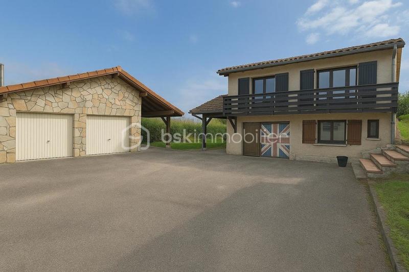 Maison - 160 m² - 6 pièces