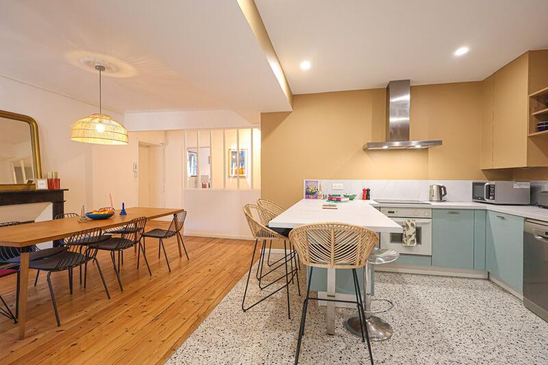 Appartement - 146 m² - 6 pièces