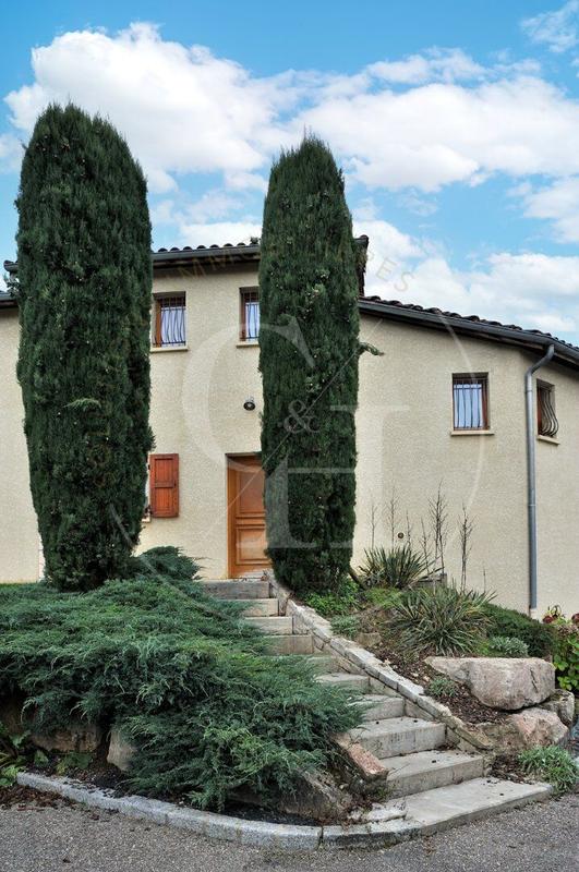 Maison - 178 m² - 5 pièces