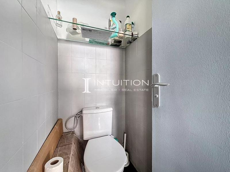 Local commercial - 34 m² - 3 pièces