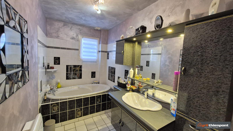 Maison - 126 m² - 6 pièces