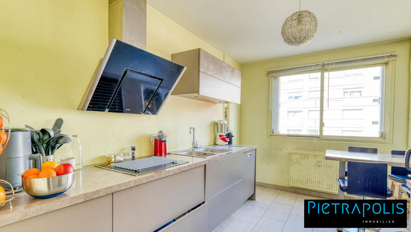 Appartement - 107 m² - 4 pièces