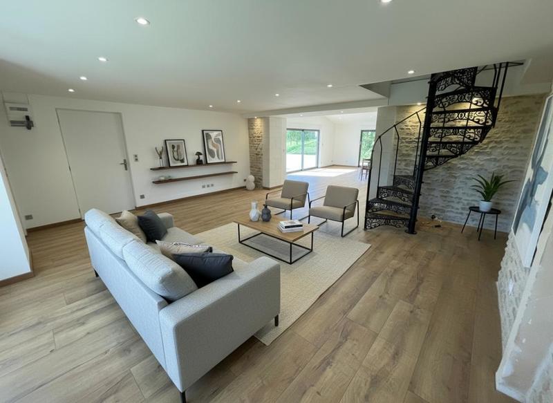 Maison - 140 m² - 5 pièces