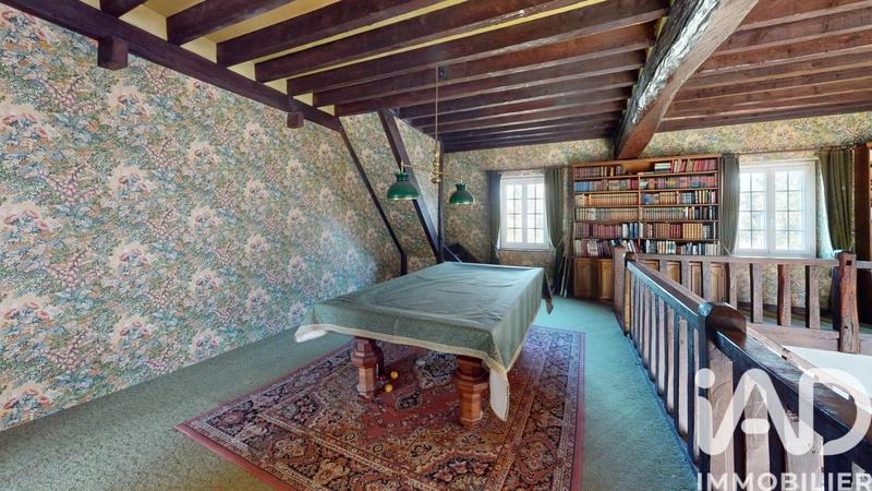 Maison - 300 m² - 10 pièces