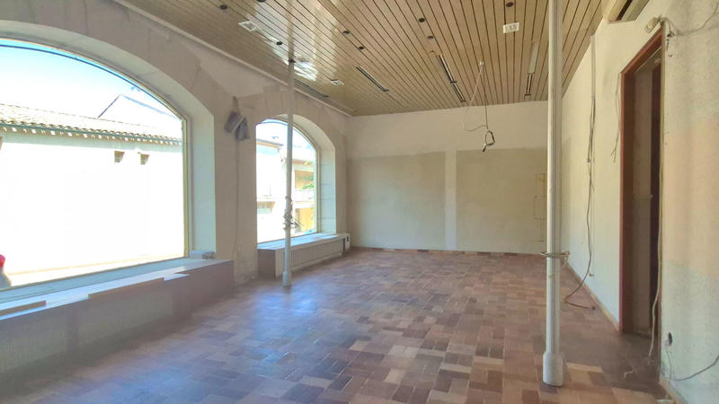 Maison - 219 m² - 7 pièces