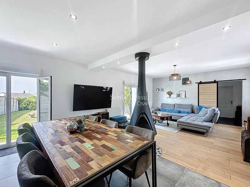 Maison - 195 m² - 7 pièces