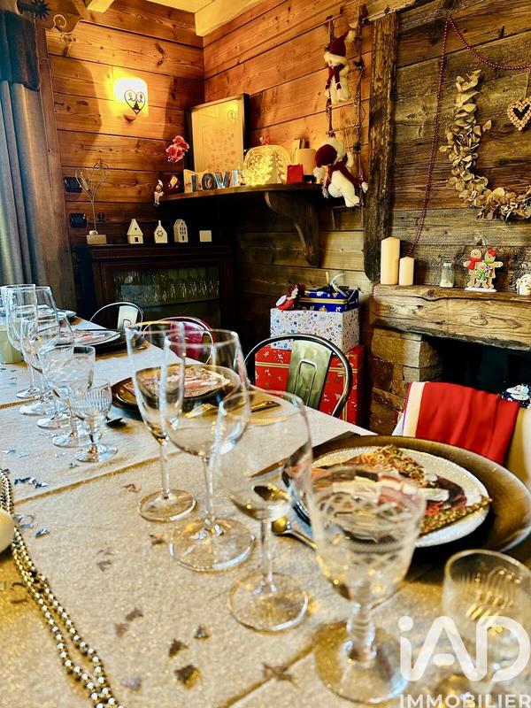 Châlet - 218 m² - 7 pièces