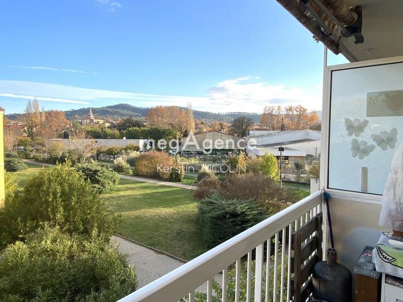 Appartement - 74 m² - 3 pièces