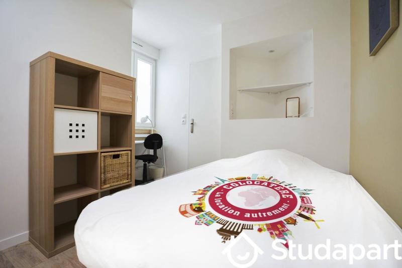 Chambre - 11 m² - 1 pièce