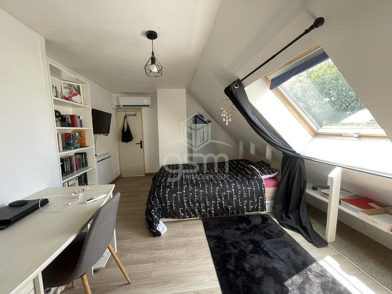 Maison contemporaine - 169 m² - 7 pièces