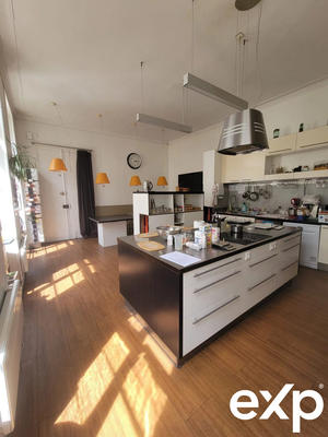 Fonds de commerce - Magasins - 55 m²